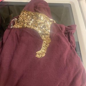 VS pink shirts all size med. Good condition.